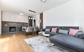 Apartment T&M